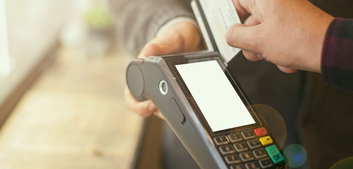 A partir de 2023 as taxas nas máquinas de cartão terão limite de cobrança