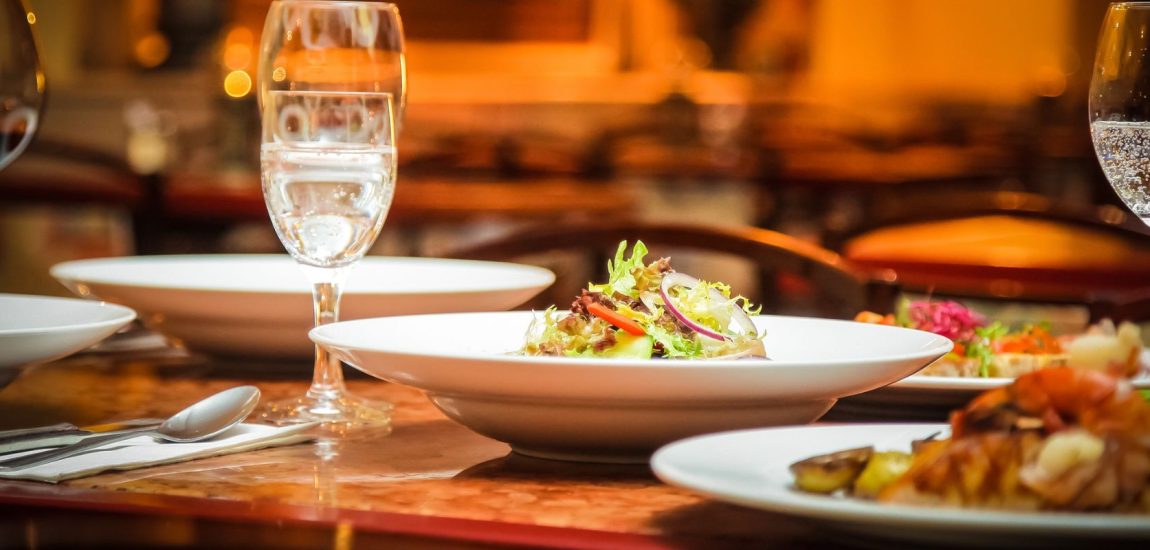 90 ideias de nomes criativos para restaurantes