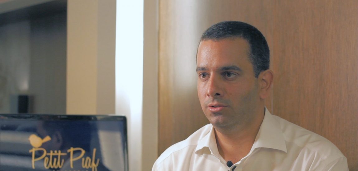 Eduardo Coelho: Petit Piaf Pâtisserie